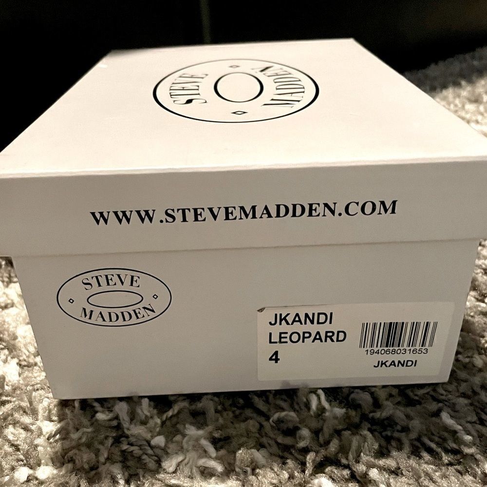 NWT Steve Madden Kids Kandi Slip-On Mule - Picture 7 of 8